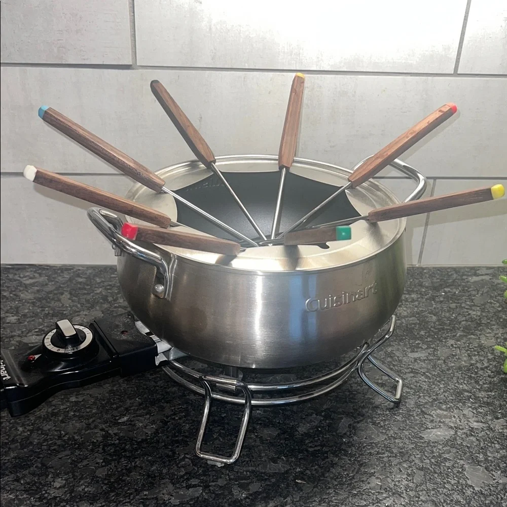 Cuisinart Stainless Steel Fondue Set w/ Colorful Handles set of 8 Possibly new